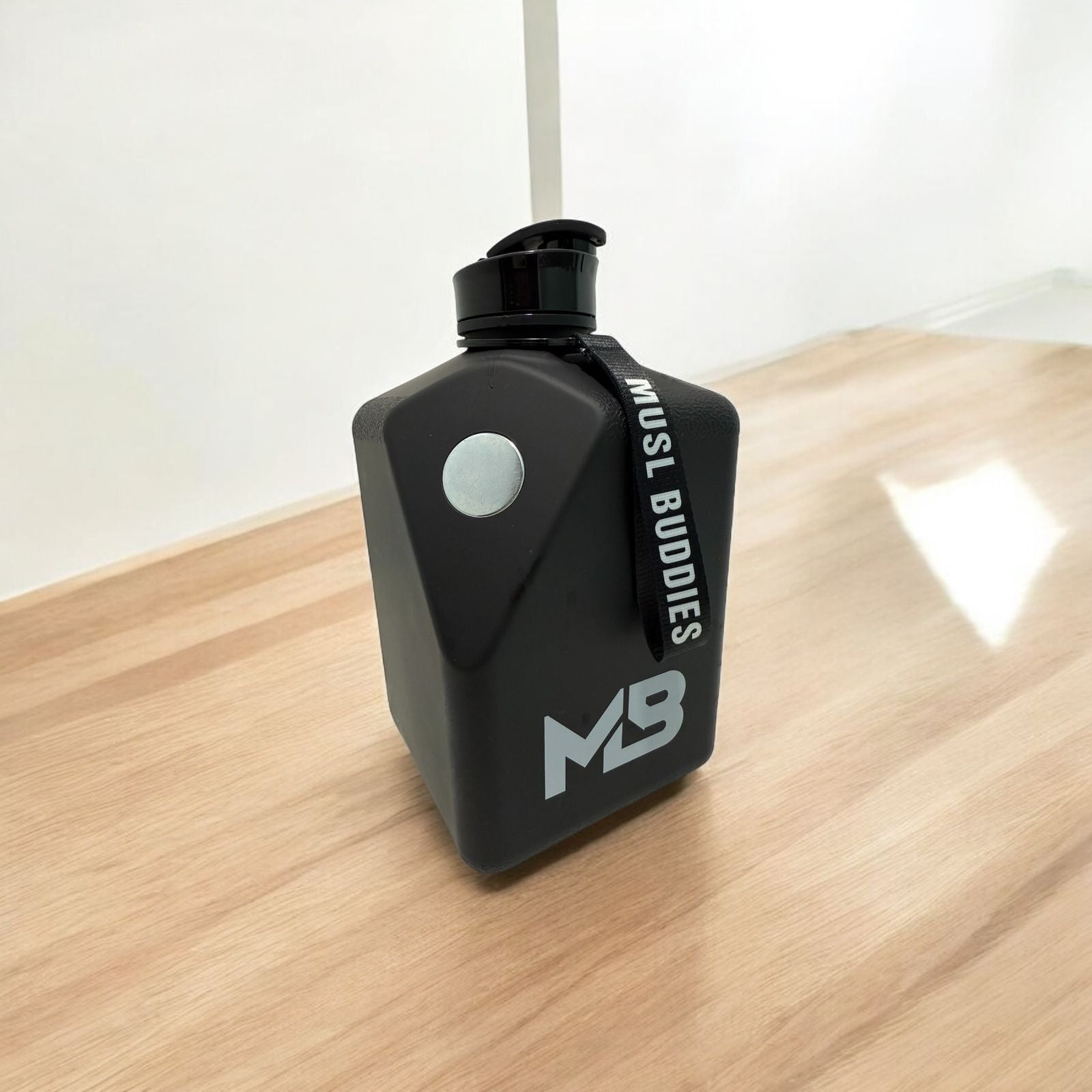 MB Water Bottle 2.7L , Magnetic Phone Holder (Black)